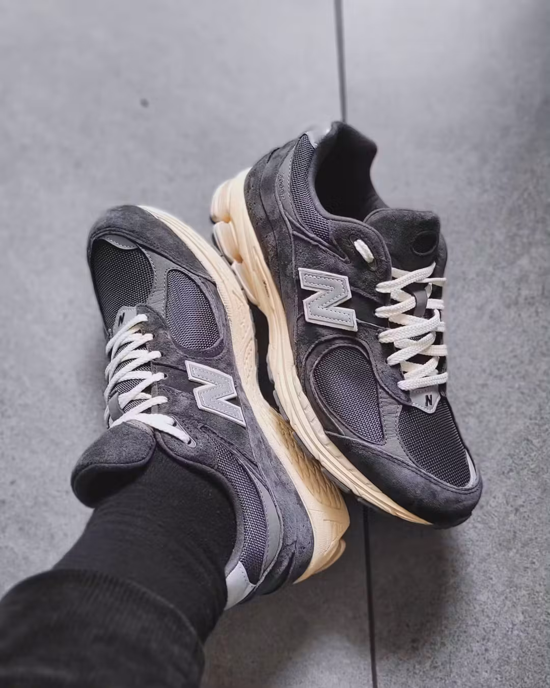 New Balance 2002R Black Dark Grey M2002RHO New Balance 2002R Black Dark Grey M2002RHO